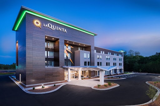 la quinta inn & suites